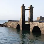 & Loft 2h - Arrecife, Lanzarote - Free Parking 公寓 阿雷西费
